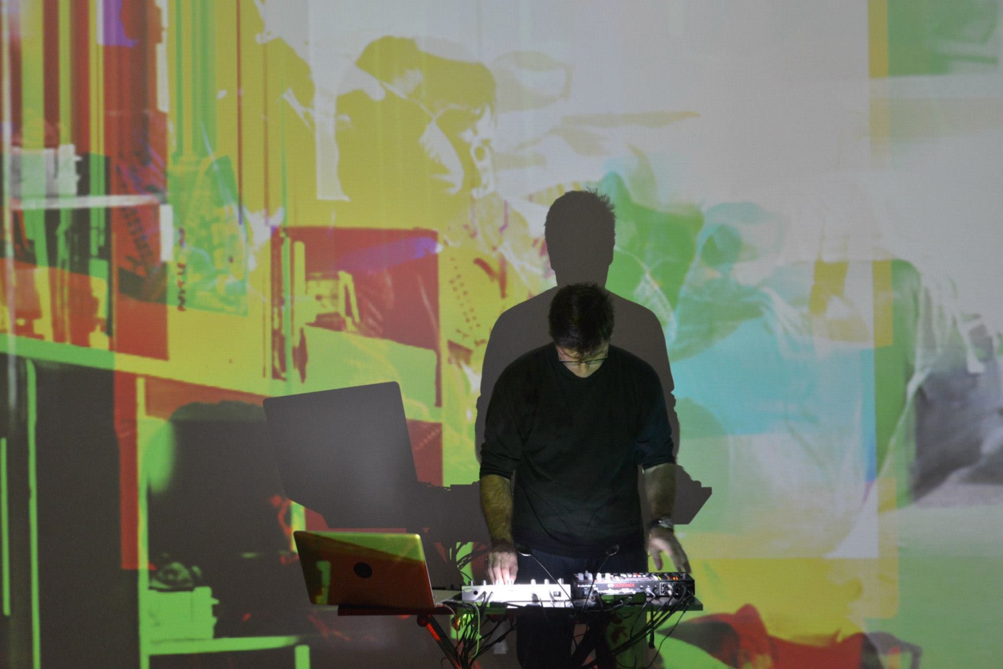 sound / tracks / 2014 / discours_